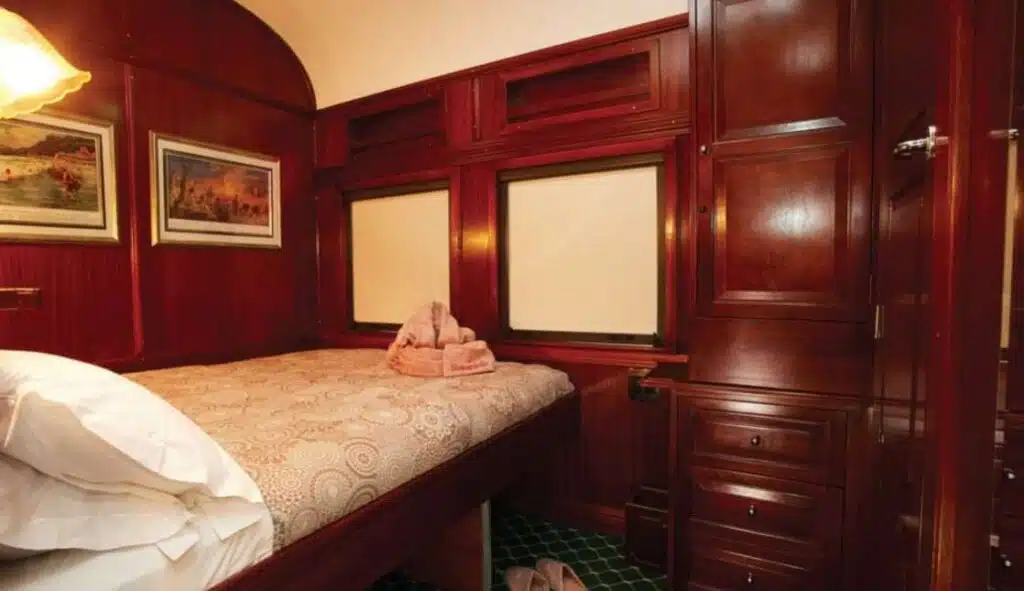 African-Explorer-Elephant-class-cabin-