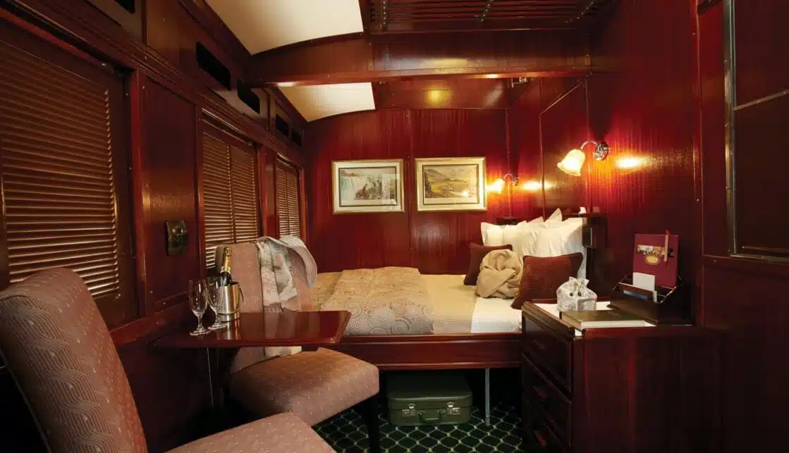 African Explorer Leopard class cabin 1