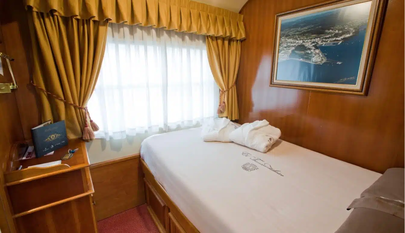 costa verde express grand class cabin 3