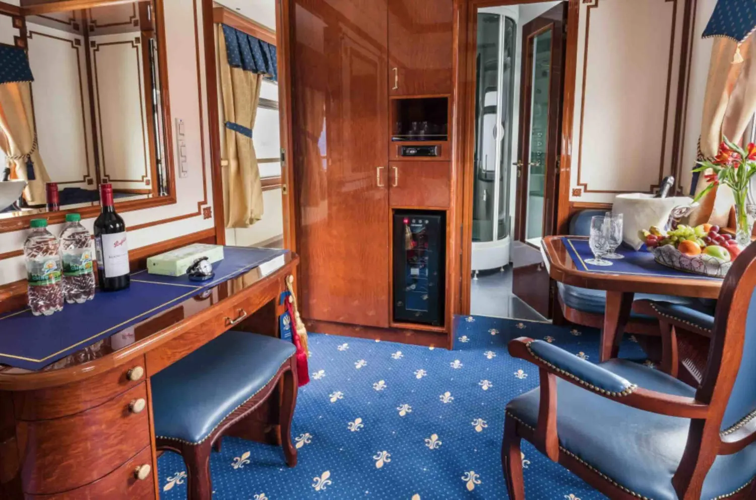 golden eagle train imperial suite view