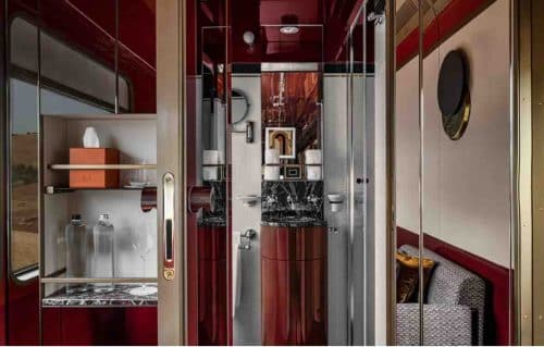 La Dolce Vita Bathroom